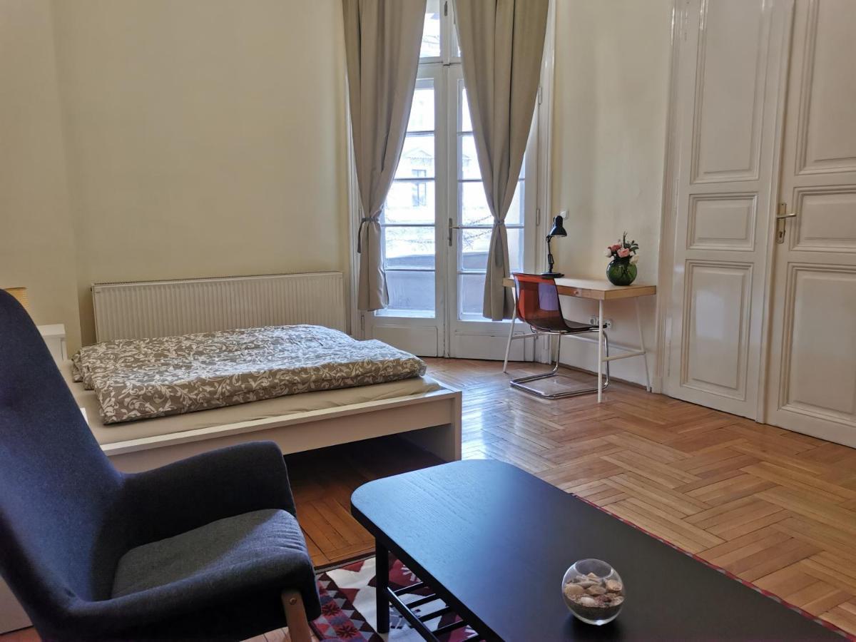 Andrassy Suite Budapest Exterior photo